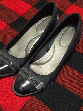 Time and Tru Black Slip-On Ballet Flats with Patent Toe Accent